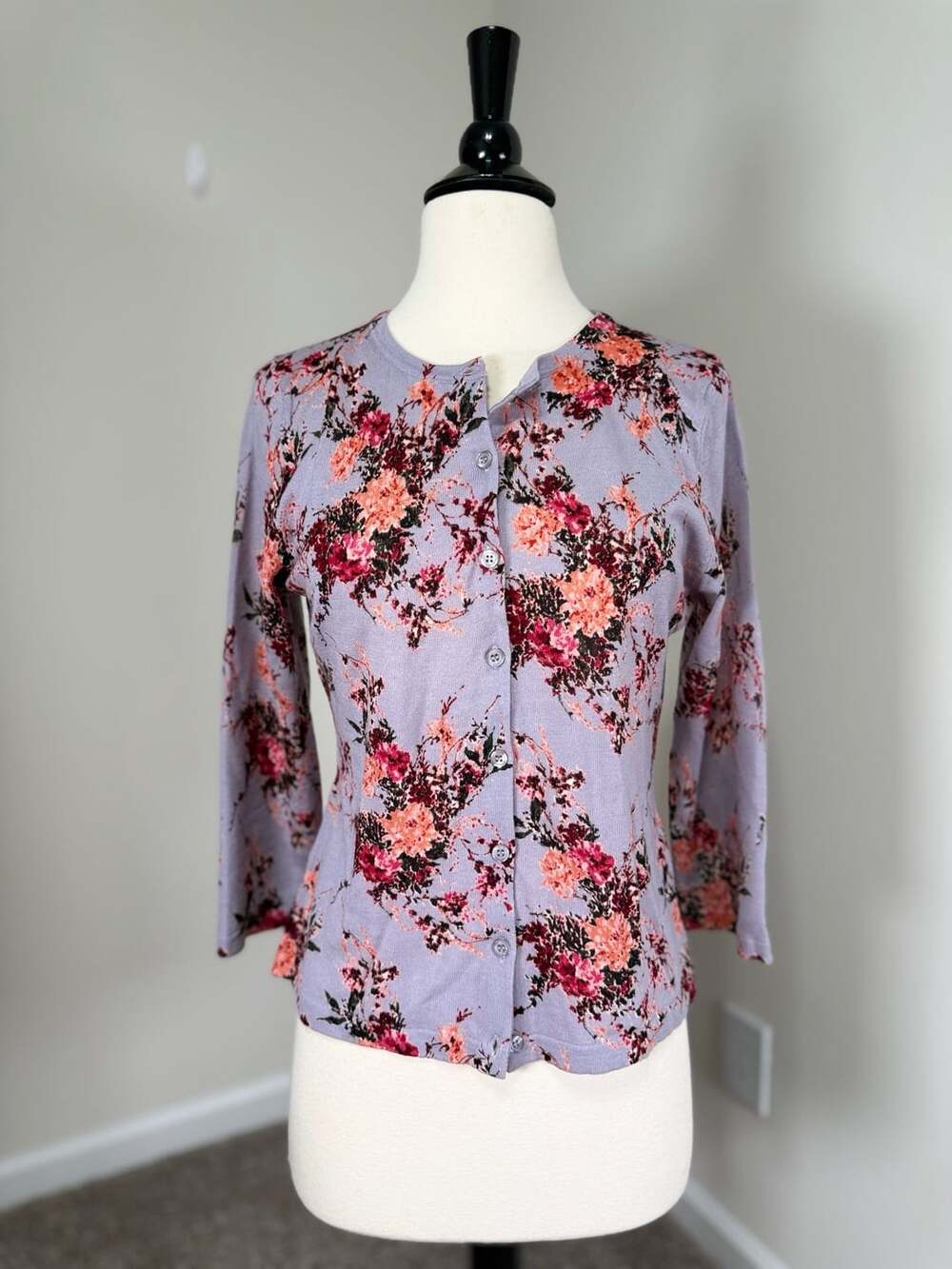 Garnet Hill Lavender Floral 100% Merino Wool Cardigan Sweater Autumn Layering